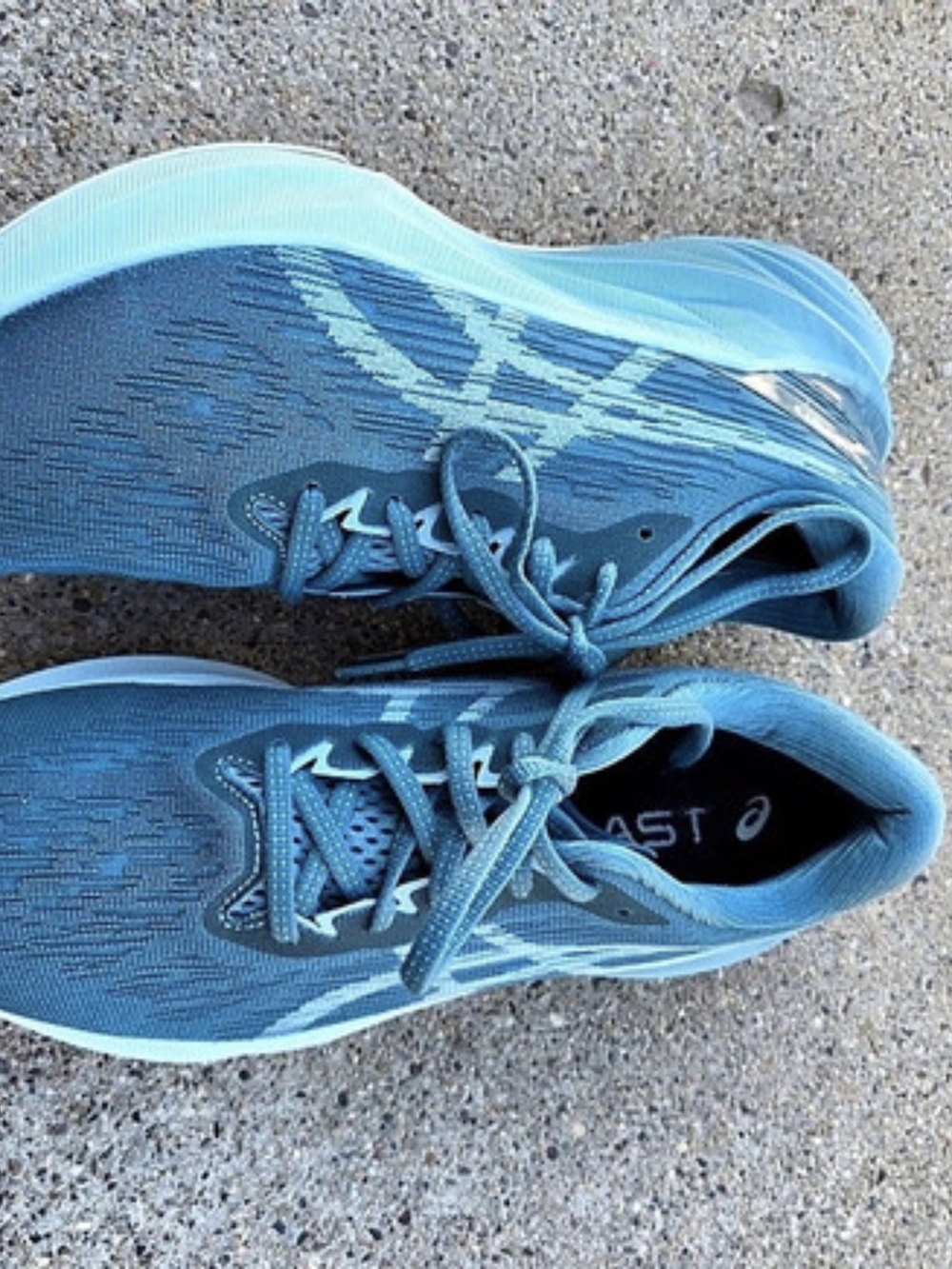 ASICS Novablast 4 Athletic Shoes Blue Women's. US 11